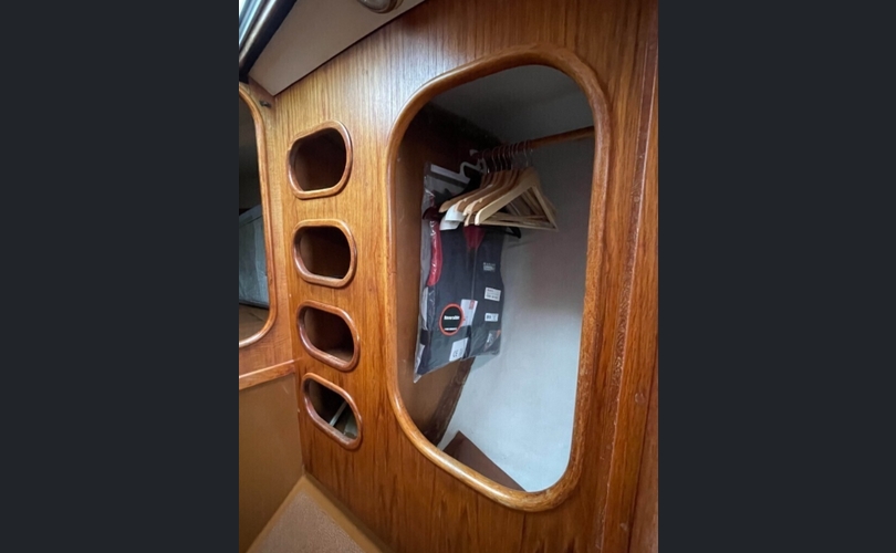 Helmsman Lady-kuva-9